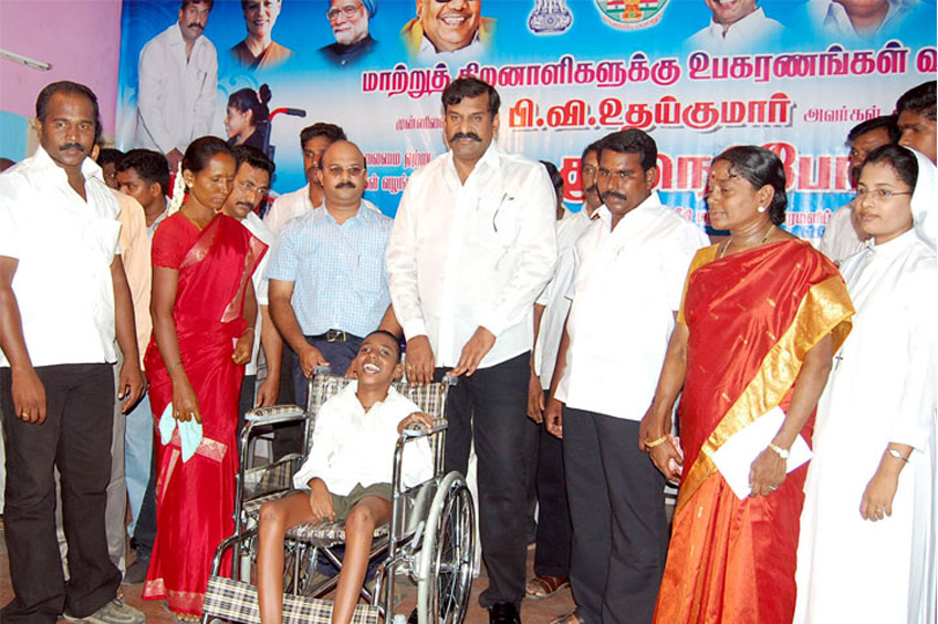 Napoleon Distributes assistive Devices to Differently-abled
